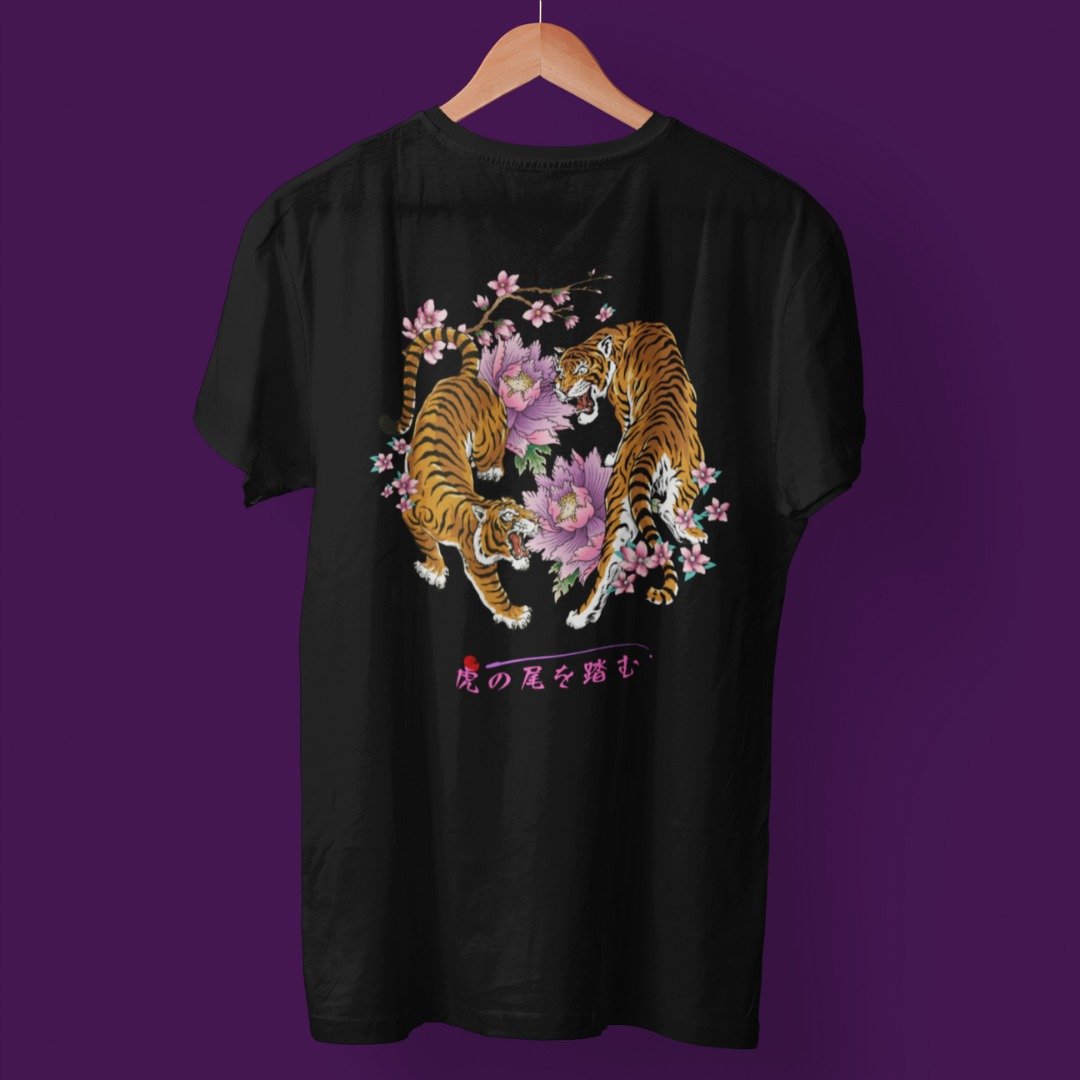 T-shirt giapponese Tiger and Lillys Nero