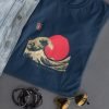 T-shirt japonesa Onda Dourada e Sol Nascente