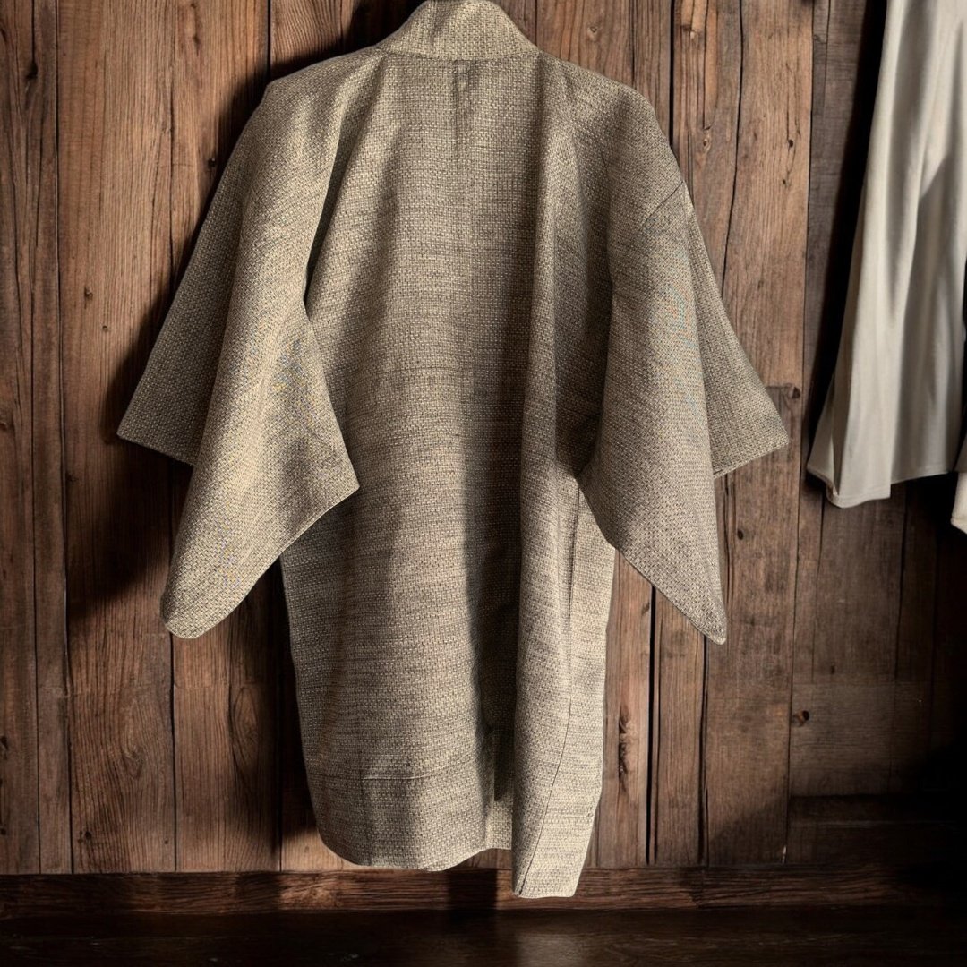 Traditional Japanese Haori in Khaki Beige