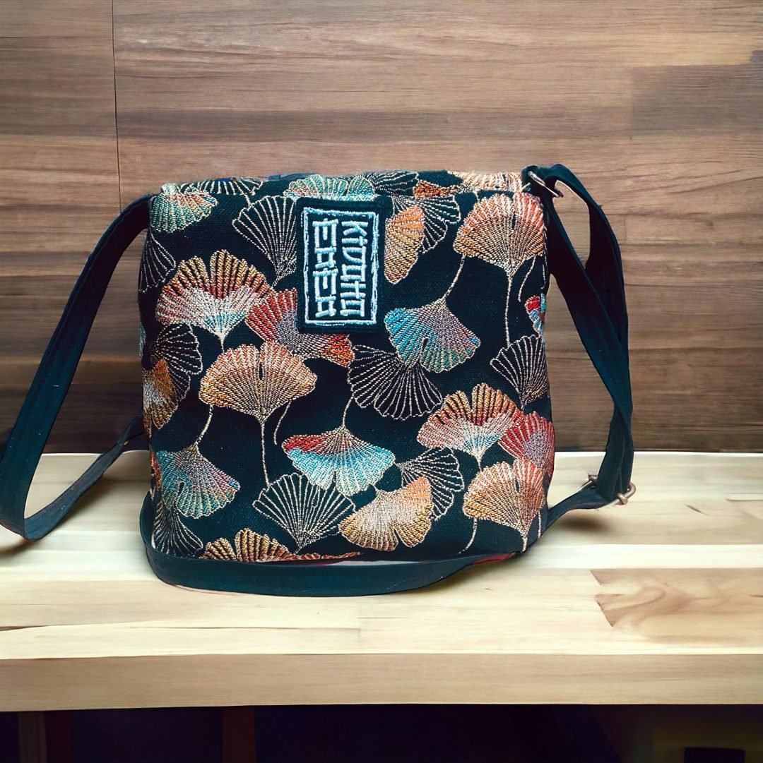 GINGO FLAP BAG