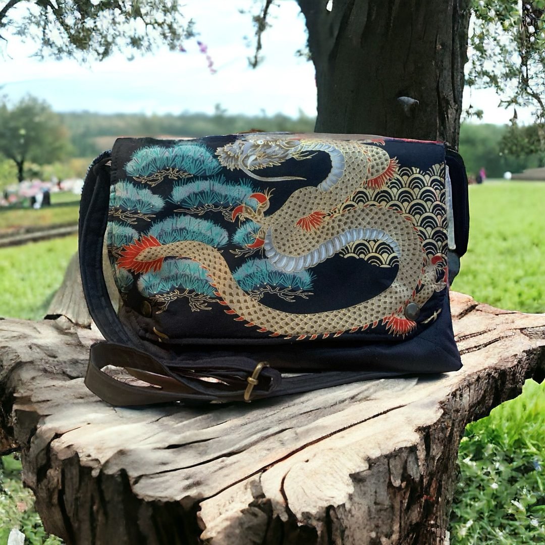 Kuro Ryu Kinpaku Tasche 黒龍金箔バッグ