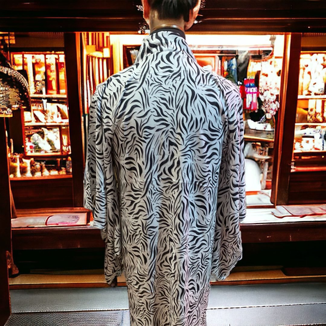 SHIROKURO YUKATA KIMONO JAPONAIS