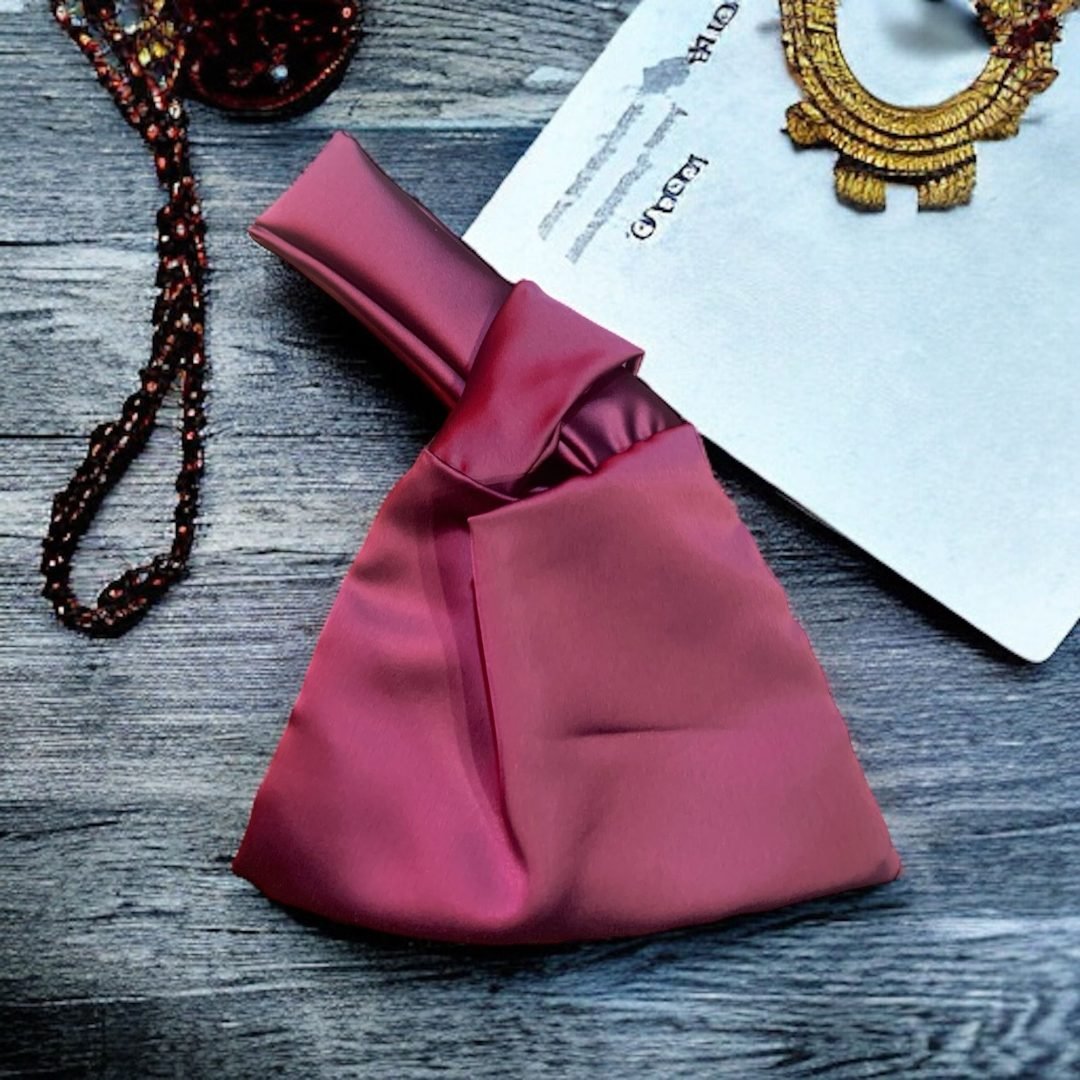 SAC À NŒUDS EN MAGENTA BRILLANT
