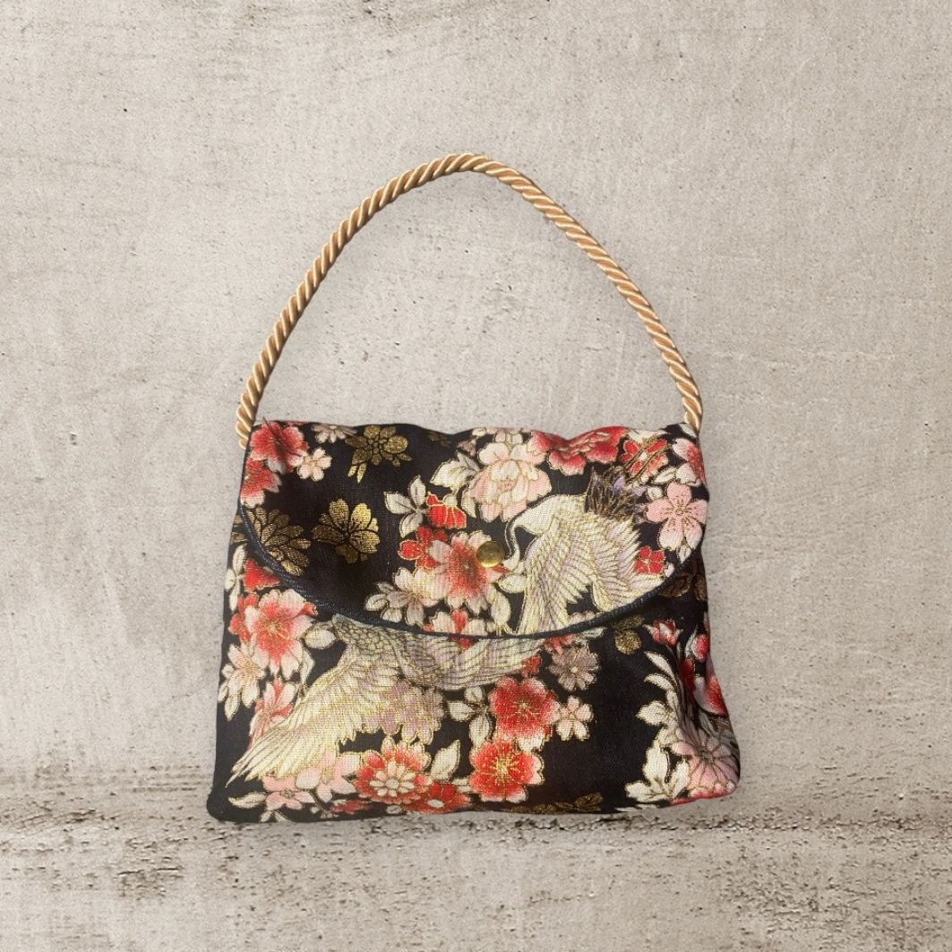 AOI HARU 青い春 HANDTASCHE OSAKA BAUMWOLLSTOFF MIT FRÜHLINGSBLUMENANG WEISSER KRANICH