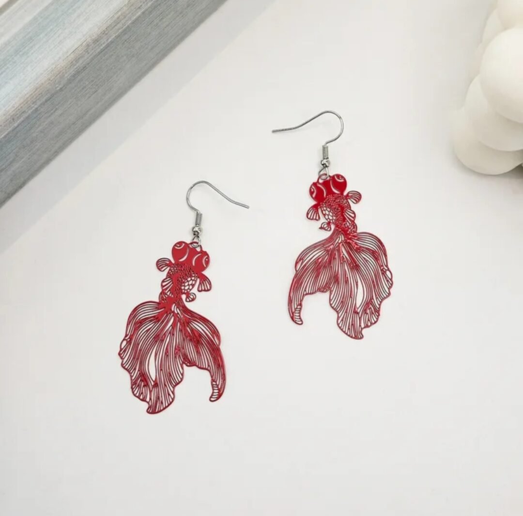 Orecchini giapponesi a forma di pesce rosso