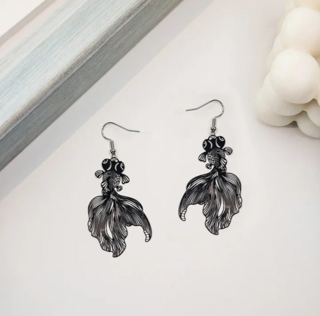Japanese Goldfish Earings in Black Thimble
